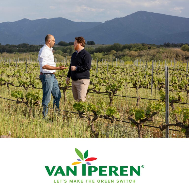 Image mise en avant - William Jonquères discute avec notre Agronome